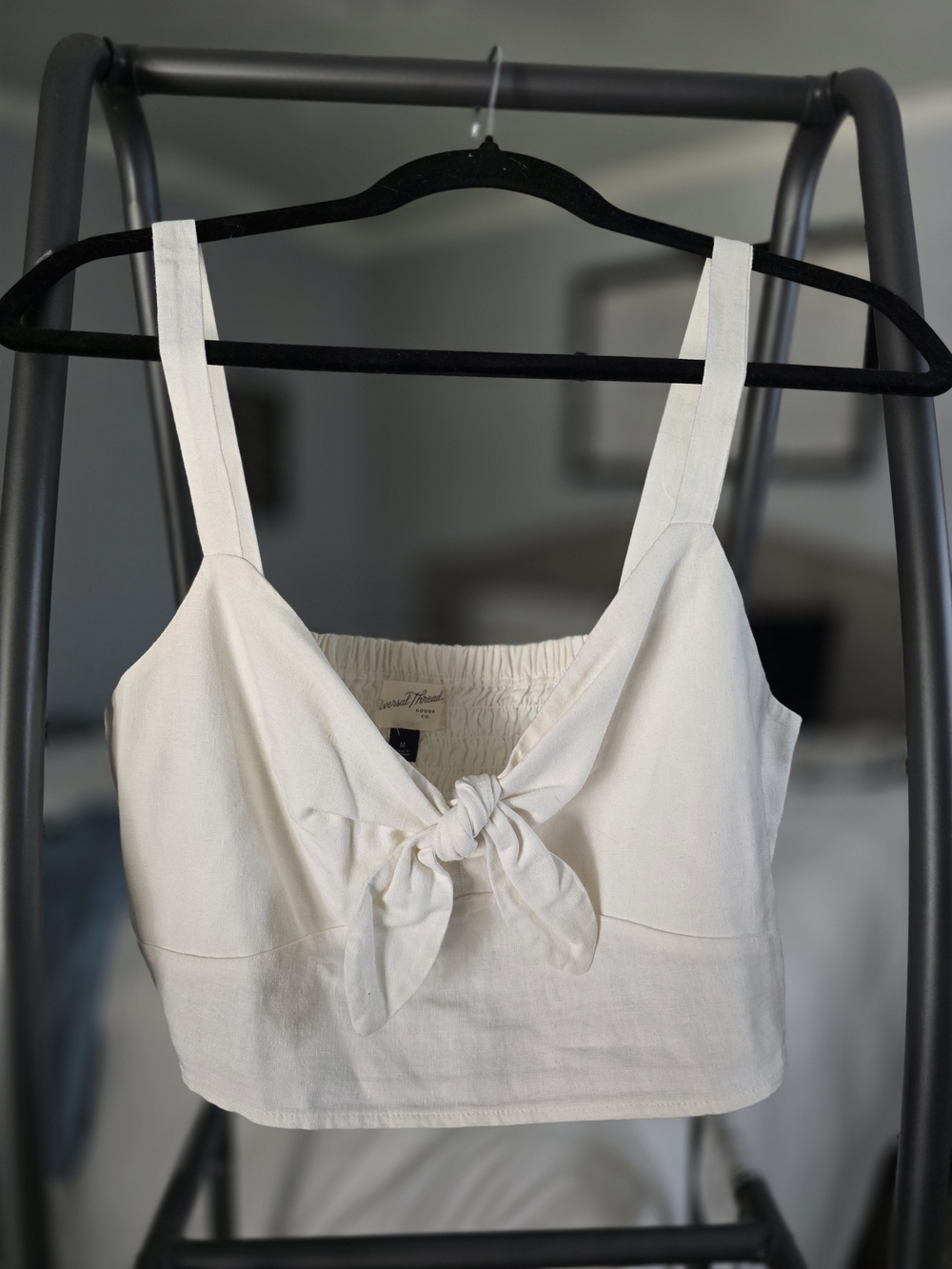 Universal Thread Cream Tie-Front Cropped Tank